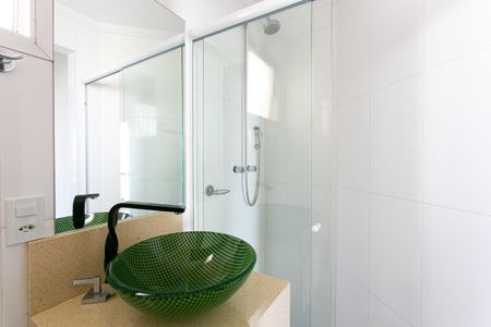 Apartamento à venda com 75m², 3 quartos e 1 vaga Apartamento à venda com 75m², 3 quartos e 1 vagaBanheiro da Suíte