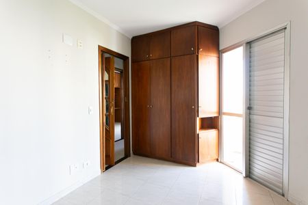 Apartamento à venda com 75m², 3 quartos e 1 vaga Apartamento à venda com 75m², 3 quartos e 1 vagaSuíte