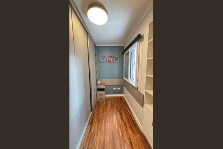 Apartamento à venda com 120m², 2 quartos e 2 vagas Apartamento à venda com 120m², 2 quartos e 2 vagasQuarto