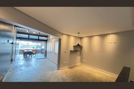 Apartamento à venda com 120m², 2 quartos e 2 vagas Apartamento à venda com 120m², 2 quartos e 2 vagasCobertura