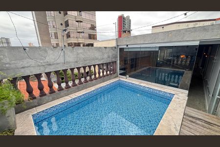 Apartamento à venda com 120m², 2 quartos e 2 vagas Apartamento à venda com 120m², 2 quartos e 2 vagasCobertura Piscina