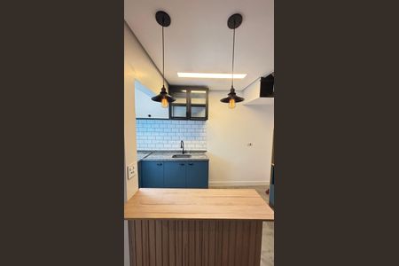 Apartamento à venda com 120m², 2 quartos e 2 vagas Apartamento à venda com 120m², 2 quartos e 2 vagasCozinha