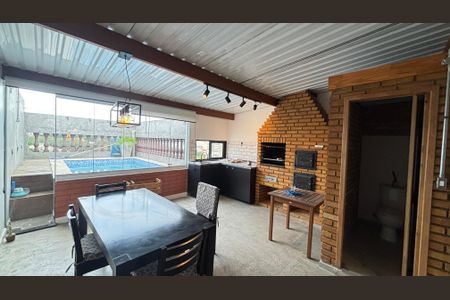 Apartamento à venda com 120m², 2 quartos e 2 vagas Apartamento à venda com 120m², 2 quartos e 2 vagasCobertura