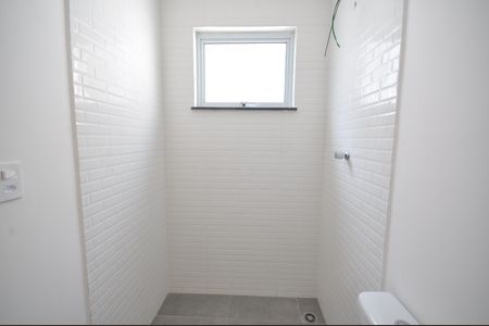 Casa à venda com 88m², 2 quartos e 2 vagasBanheiro da Suíte 2