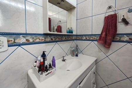 Casa à venda com 131m², 5 quartos e 1 vagaBanheiro Suíte