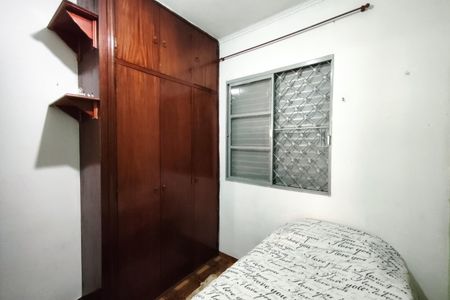 Casa à venda com 131m², 5 quartos e 1 vagaQuarto 2