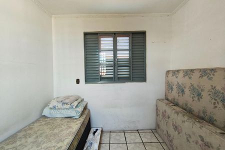 Casa à venda com 131m², 5 quartos e 1 vagaQuarto 4