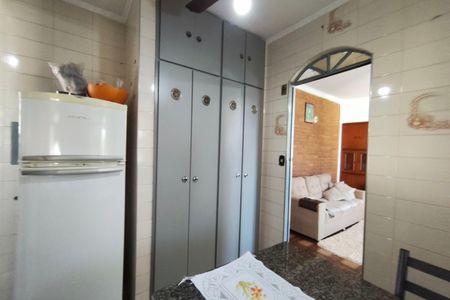 Casa à venda com 131m², 5 quartos e 1 vagaCopa