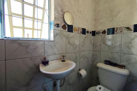 Casa à venda com 131m², 5 quartos e 1 vagaBanheiro Social