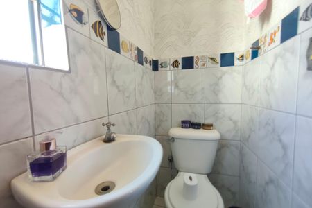 Casa à venda com 131m², 5 quartos e 1 vagaBanheiro Social