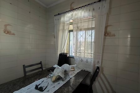 Casa à venda com 131m², 5 quartos e 1 vagaCopa