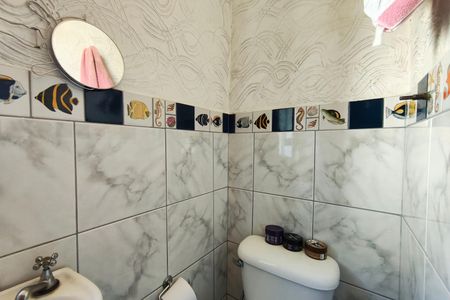 Casa à venda com 131m², 5 quartos e 1 vagaBanheiro Social