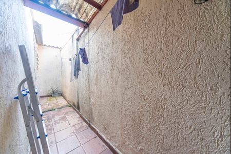 Casa à venda com 193m², 3 quartos e 2 vagasCorredor