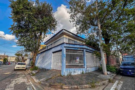 Casa à venda com 193m², 3 quartos e 2 vagasFachada