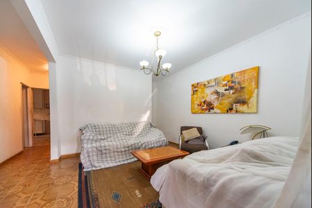 Casa à venda com 193m², 3 quartos e 2 vagasSala