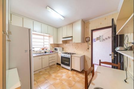 Casa à venda com 193m², 3 quartos e 2 vagasCozinha