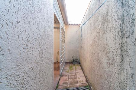 Casa à venda com 193m², 3 quartos e 2 vagasCorredor