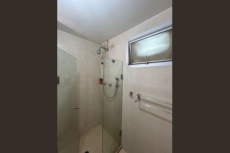 Apartamento à venda com 102m², 3 quartos e 2 vagas Apartamento à venda com 102m², 3 quartos e 2 vagasBanheiro Social