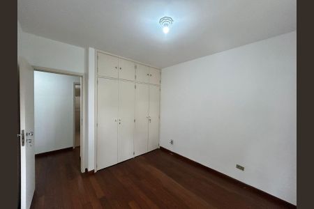 Apartamento à venda com 102m², 3 quartos e 2 vagas Apartamento à venda com 102m², 3 quartos e 2 vagasQuarto 1