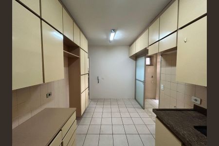 Apartamento à venda com 102m², 3 quartos e 2 vagas Apartamento à venda com 102m², 3 quartos e 2 vagasCozinha