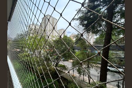 Apartamento à venda com 102m², 3 quartos e 2 vagas Apartamento à venda com 102m², 3 quartos e 2 vagasVaranda