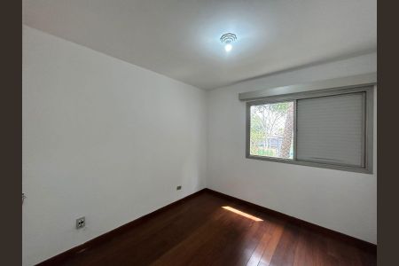 Apartamento à venda com 102m², 3 quartos e 2 vagas Apartamento à venda com 102m², 3 quartos e 2 vagasQuarto 2