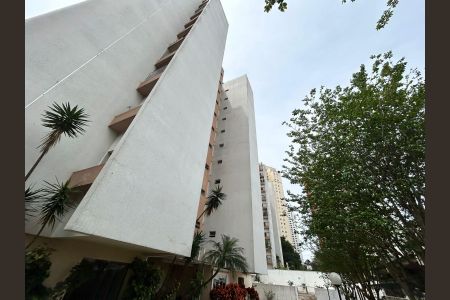 Apartamento à venda com 102m², 3 quartos e 2 vagas Apartamento à venda com 102m², 3 quartos e 2 vagasFachada
