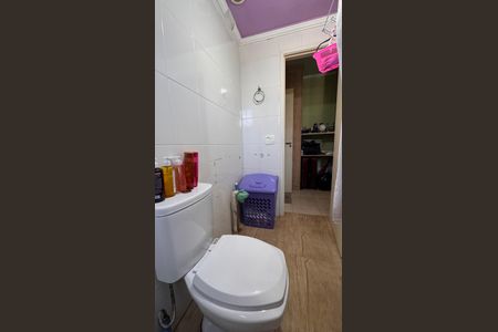 Apartamento à venda com 59m², 2 quartos e 1 vaga Apartamento à venda com 59m², 2 quartos e 1 vagaBanheiro da Suíte