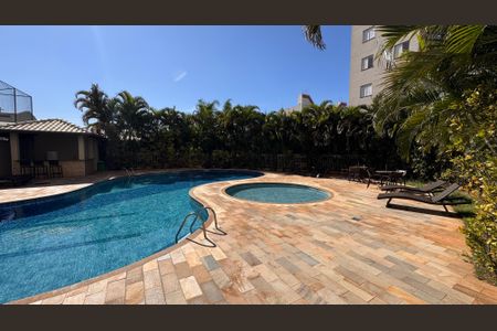 Apartamento à venda com 59m², 2 quartos e 1 vaga Apartamento à venda com 59m², 2 quartos e 1 vagaÁrea comum - Piscina
