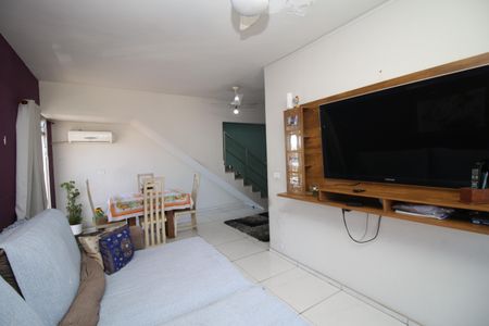 Apartamento à venda com 116m², 2 quartos e 2 vagasSala