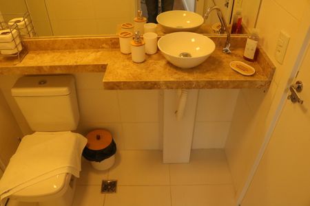 Apartamento para alugar com 34m², 2 quartos e sem vagaBanheiro