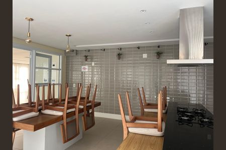 Apartamento para alugar com 34m², 2 quartos e sem vagaÁrea comum - Salão de festas