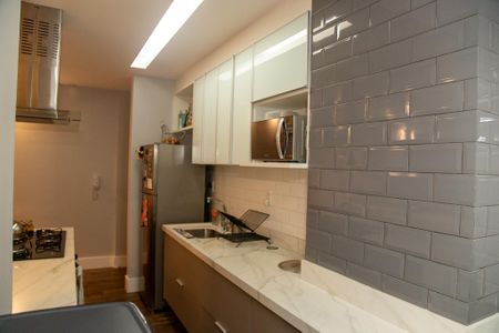 Apartamento à venda com 67m², 2 quartos e 1 vagaCozinha
