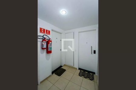 Apartamento à venda com 61m², 3 quartos e 1 vaga Apartamento à venda com 61m², 3 quartos e 1 vagaHall de entrada