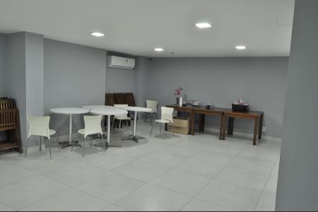 Apartamento à venda com 60m², 2 quartos e 1 vagaÁrea comum