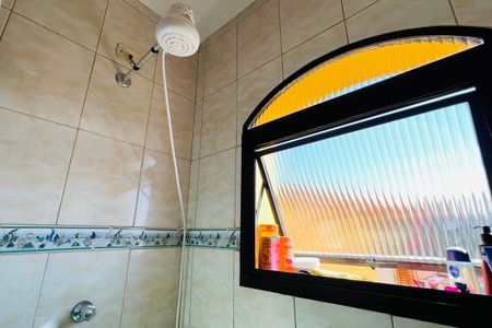 Casa à venda com 181m², 3 quartos e 2 vagas Casa à venda com 181m², 3 quartos e 2 vagasBanheiro da Suíte 3