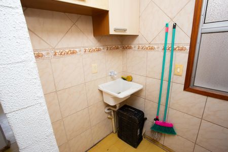 Apartamento à venda com 42m², 2 quartos e 1 vaga Apartamento à venda com 42m², 2 quartos e 1 vagaÁrea de Serviço