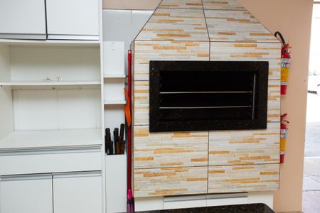 Apartamento à venda com 42m², 2 quartos e 1 vaga Apartamento à venda com 42m², 2 quartos e 1 vagaChurrasqueira do salão de festas