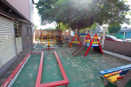 Apartamento à venda com 42m², 2 quartos e 1 vaga Apartamento à venda com 42m², 2 quartos e 1 vagaÁrea comum - Playground