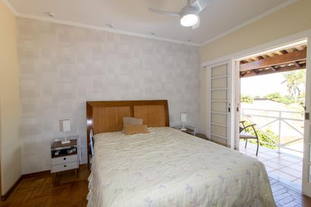 Casa à venda com 287m², 3 quartos e 2 vagas Casa à venda com 287m², 3 quartos e 2 vagasSuíte