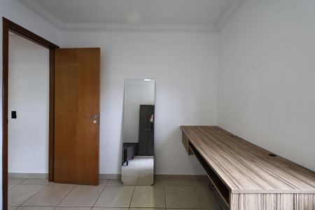 Apartamento à venda com 70m², 2 quartos e 2 vagasQuarto 1