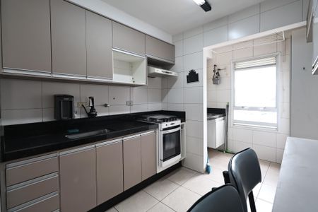 Apartamento à venda com 70m², 2 quartos e 2 vagasCozinha
