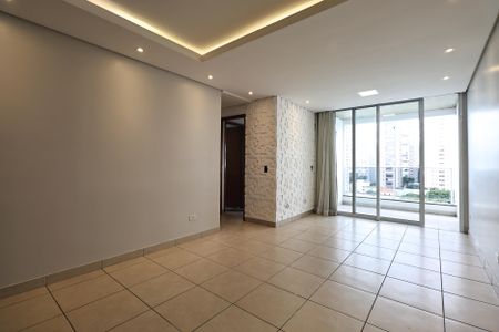 Apartamento à venda com 70m², 2 quartos e 2 vagasSala