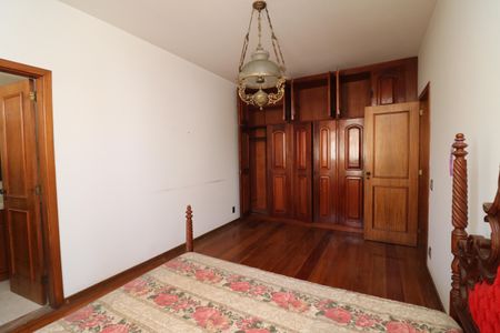 Apartamento à venda com 190m², 4 quartos e 2 vagasSuíte 2