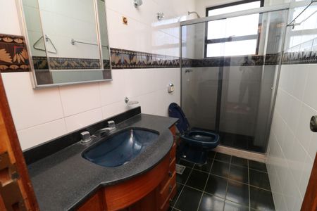 Apartamento à venda com 190m², 4 quartos e 2 vagasBanheiro Social