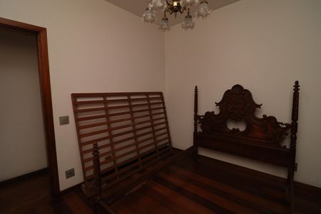 Apartamento à venda com 190m², 4 quartos e 2 vagasQuarto 2