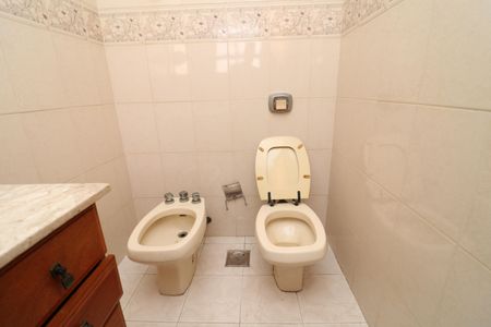 Apartamento à venda com 190m², 4 quartos e 2 vagasBanheiro da Suíte 2