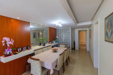 Apartamento à venda com 121m², 3 quartos e 1 vagaSala de Jantar