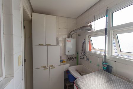 Apartamento à venda com 121m², 3 quartos e 1 vagaÁrea de Serviço