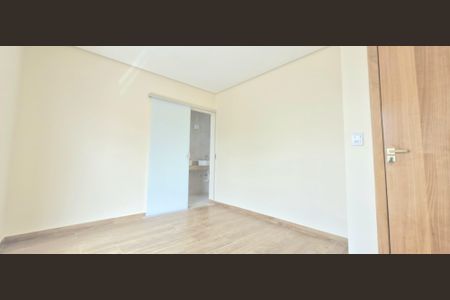 Casa à venda com 167m², 4 quartos e 1 vaga Casa à venda com 167m², 4 quartos e 1 vagaQuarto 4